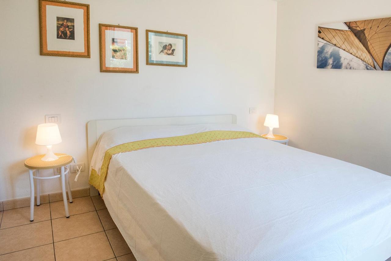 N011 - Numana, Nuovo Bilocale Con Giardino Apartment Sirolo Bagian luar foto